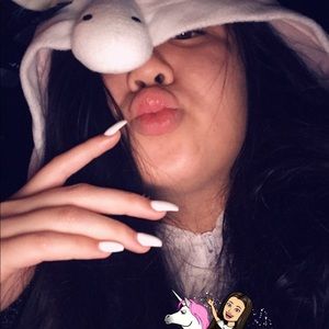 Meet your Posher, Kristina